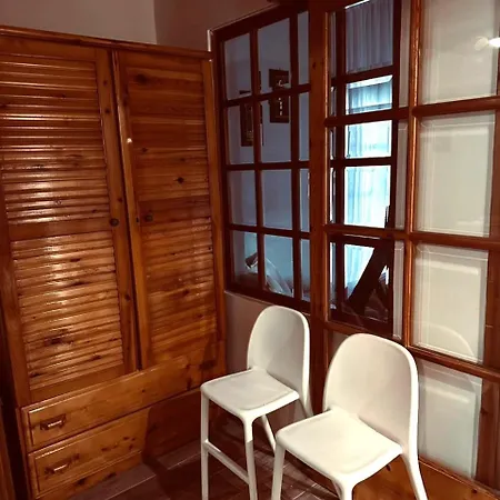 Nisaki Seafront Villa *